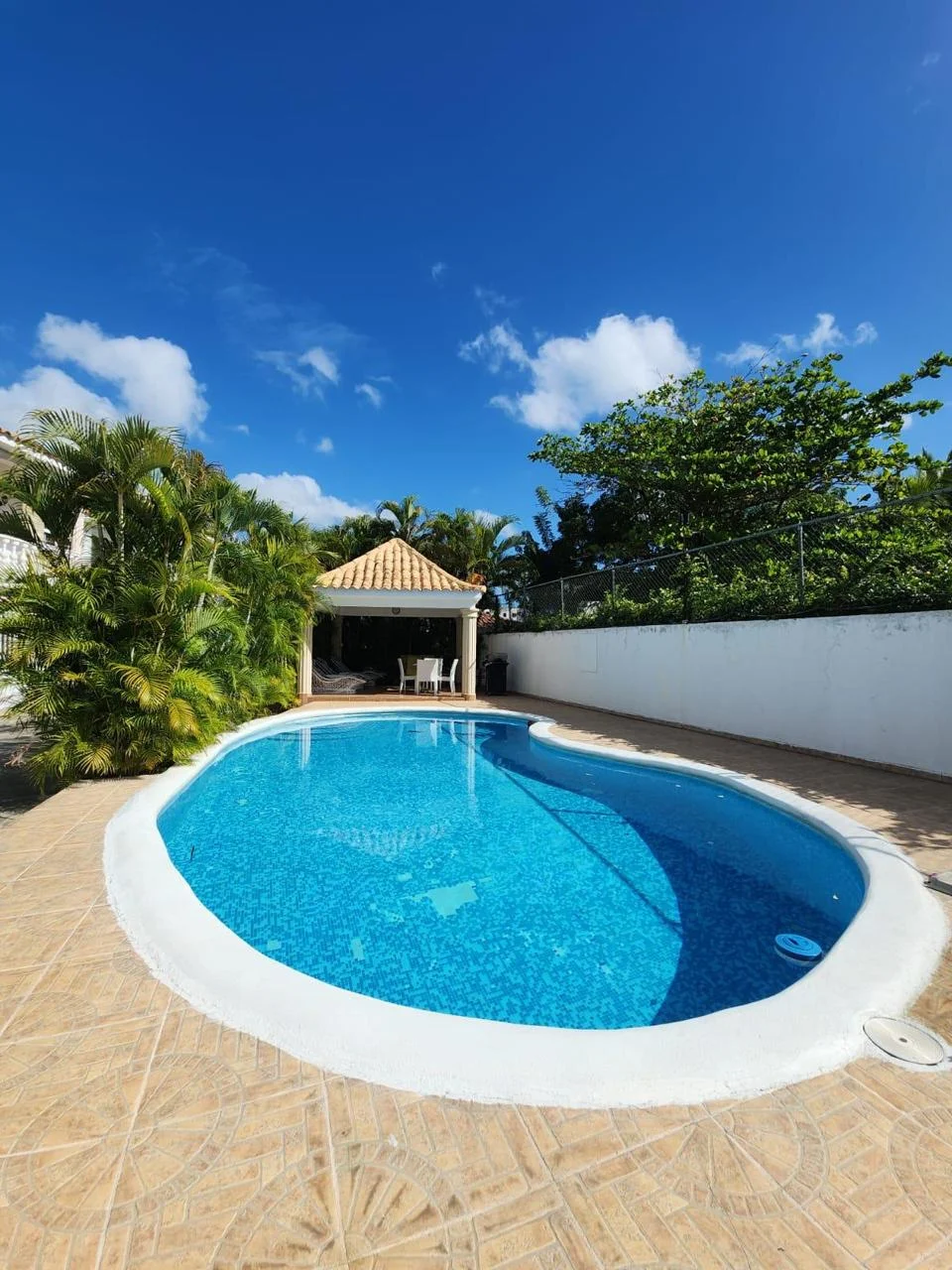 Villa amueblada de dos niveles en Juan Dolio · Photo 4
