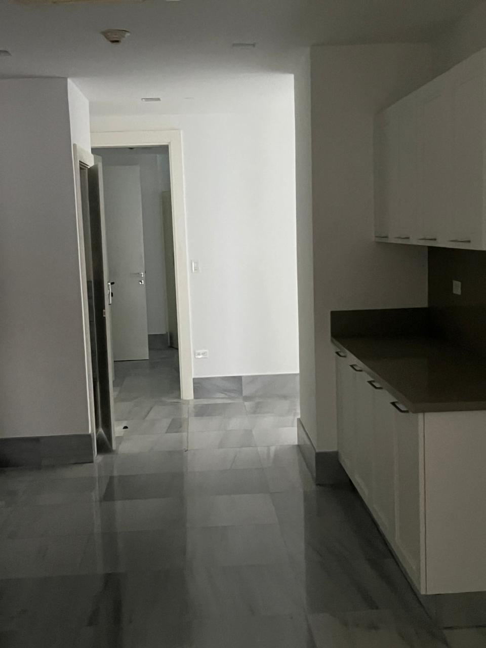 Apartamento de 4 habitaciones en Torre Anacaona 27 · Photo 5