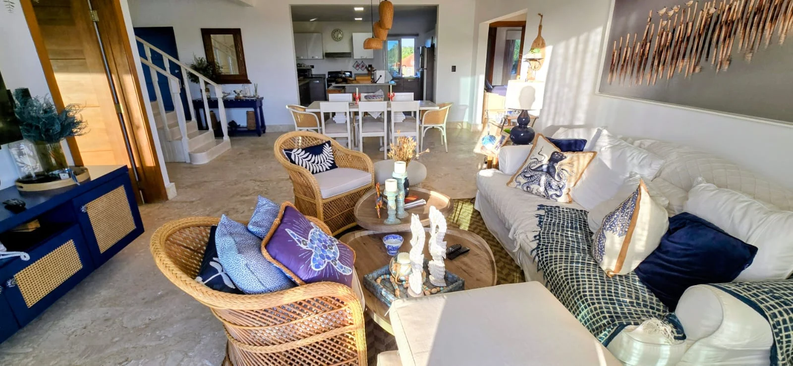 Apartamento dúplex en The Residences at Metro Country Club · Fotografía 5