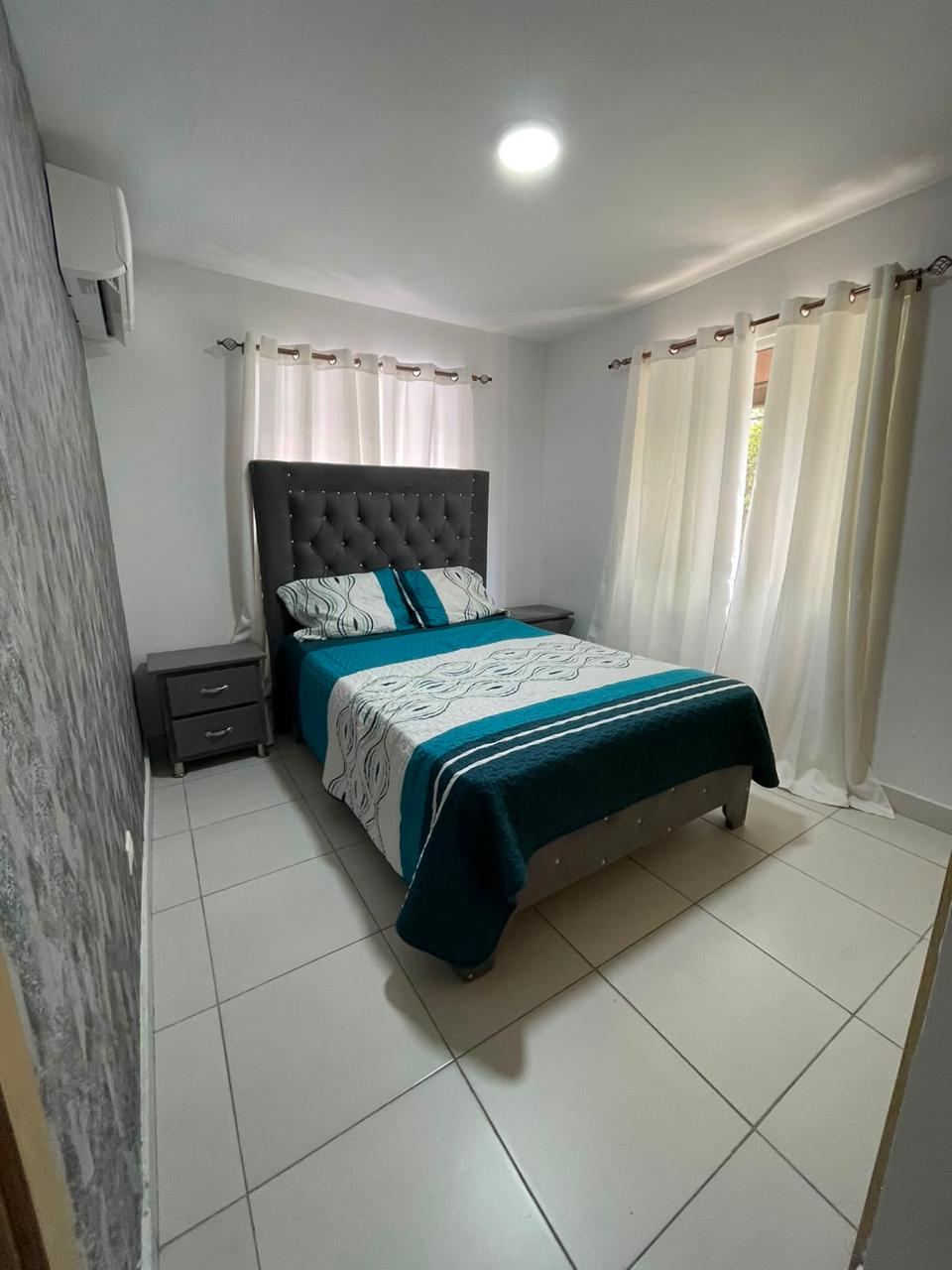 Apartamento de 3 habitaciones en Ciudad Juan Bosch · Fotografía 4