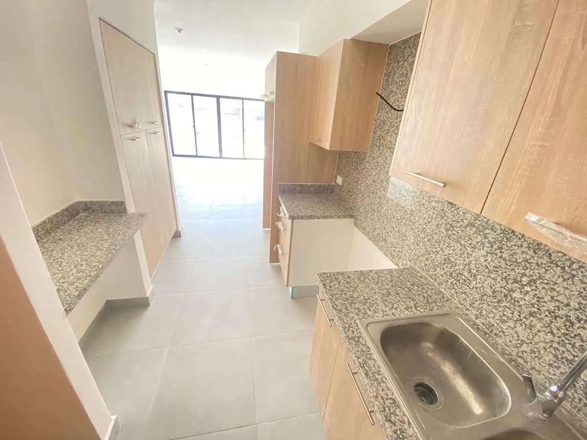 Apartamento de 2 habitaciones en Evaristo Morales · Fotografía 5
