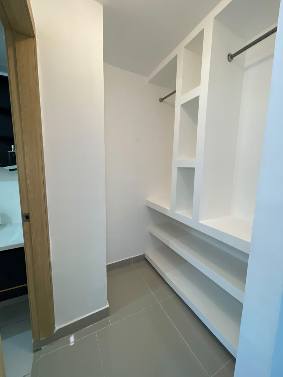 Apartamento de 3 habitaciones en Ciudad Juan Bosch · Fotografía 5