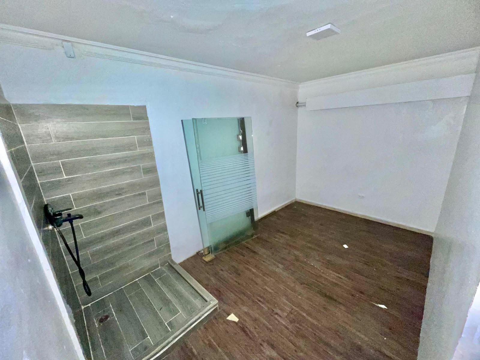 Local comercial de 95 m² en Evaristo Morales · Fotografía 4