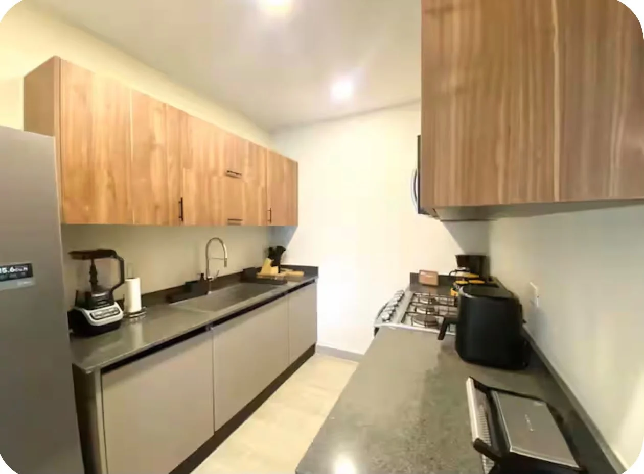 Apartamento de tres habitaciones con patio en Panorama Lake · Photo 3